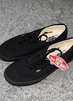 Кеди унісекс,vans authentic "all black" ,оригінал,нові з біркою.