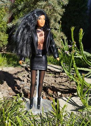 Barbie, disney
