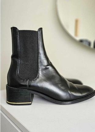 Ботинки челси от zara