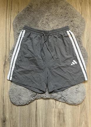 Adidas дуже класні шорти нові колекції