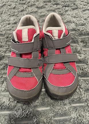 Дитячі кросівки decathlon quechua 30р 2