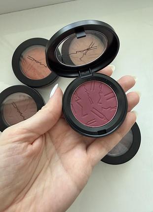 Румяна mac skinfinish colourstruck blush 2