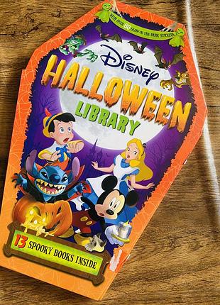 Нова книга на хеловін 🎃 для діток внутрі маленькі книги від дісней на англійській мові