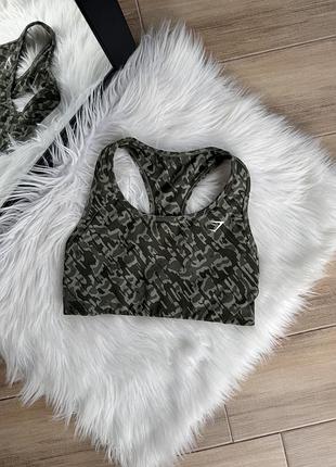 Спортивный топ gymshark