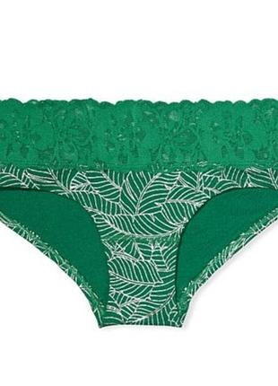Стильні жіночі трусики розміру m