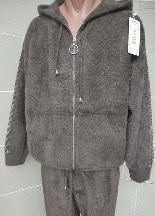 Костюм женский альпака.