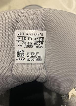 Високі теплі кросівки від adidas. 4