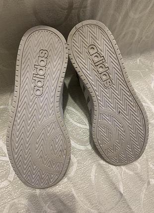 Високі теплі кросівки від adidas. 3