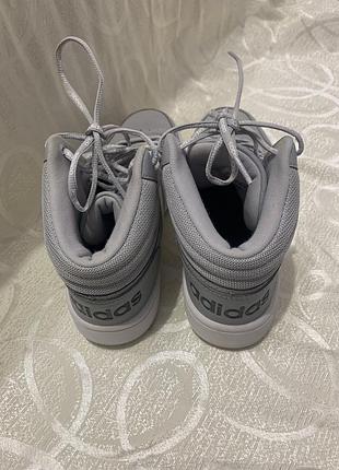Високі теплі кросівки від adidas. 6