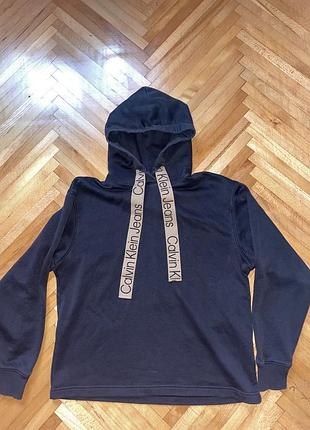Оригинальное оверсайз-худи calvin klein jeans