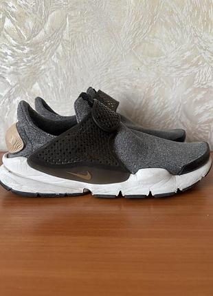 Оригінал кросівки чоловічі жіночі найк nike sock dart сірі, 39,5-40 розмір, 25,5 оригинал кроссовки женские мужские 39,5-40 размер