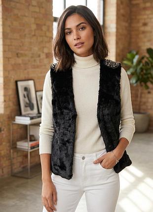 Стильний хутряний жилет, жилетка vero moda з декором на плечах, розмір xs