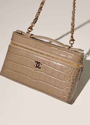 Сумка chanel повне упакування  довгий ланцюжок бежевий колір крокодилова шкіра