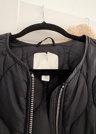 Куртка жіноча h&m стьобана чорна 5
