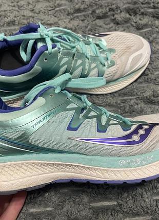 Жіночі оригінальні бігові кросівки saucony 39р