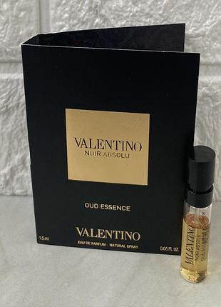 Noir absolu oud essence 1,5 мл пробник унісекс парфумованої води