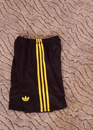 Шорты adidas на 12 лет 2