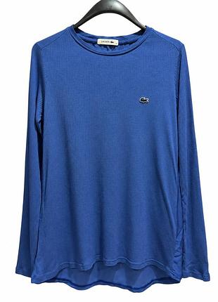 Lacoste — синій лонгслів у рубчик з логотипом-крокодилом