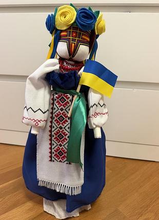 Інтер'єрна лялька оберіг ручної роботи в українському національному костюмі