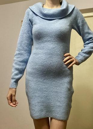 H&m шикарне блакитне плаття з вовною (4%) як нове добре тягнеться і гарно лягає по фігурі