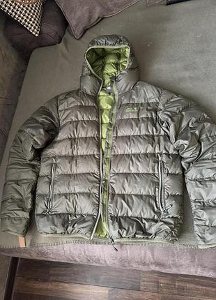 Пуховик чоловічий jack wolfskin helium men сіро-оливковий/хакі, розмір s