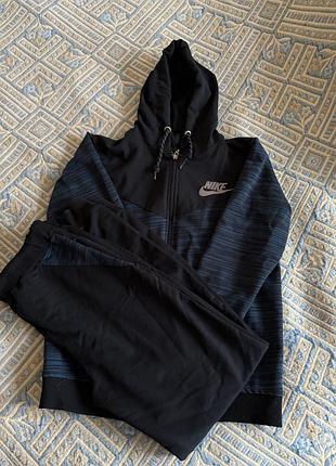 Спортивний костюм nike для хлопчика, чорний з синім, на 7 років