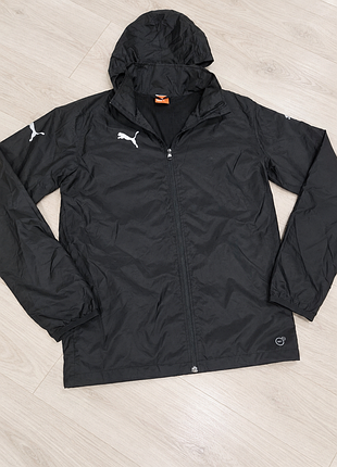Спортивна вітровка від бренду puma. р. с.