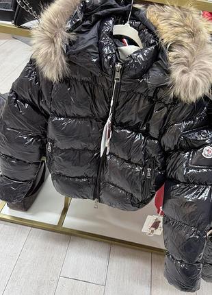 Куртка лакова moncler