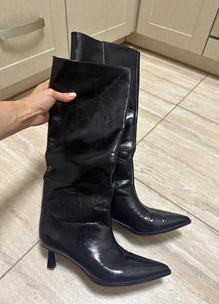 Чоботи жіночі zara лакові чорні 38