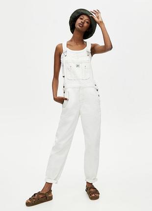 Джинсовий комбінезон pull and bear