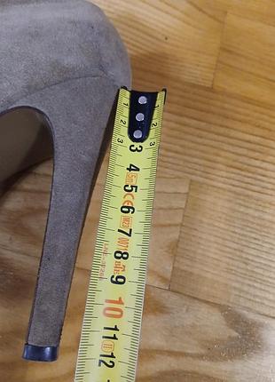 Черевики  39 розмір 4