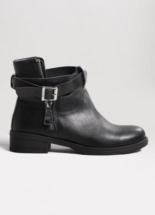 Чёрные ботинки vanessa