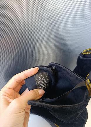 Жіночі черевички dr martens 4