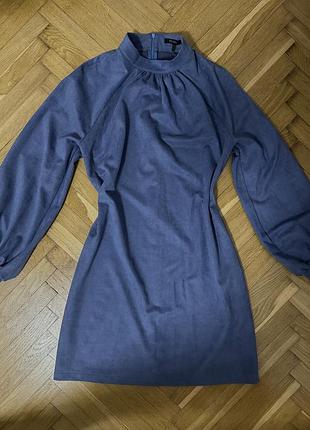 Жіночна замшева сукня dressa з коміром-стійкою (приглушено-синя)