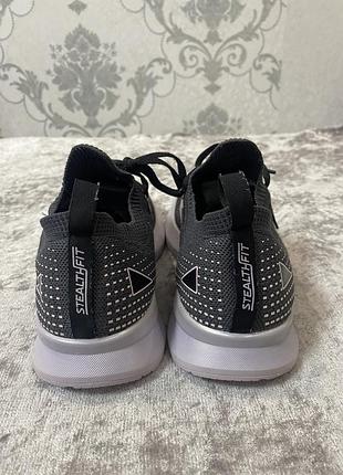 Кросівки brooks 6