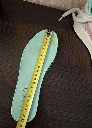 Кросівки puma для дівчинки 37р 8