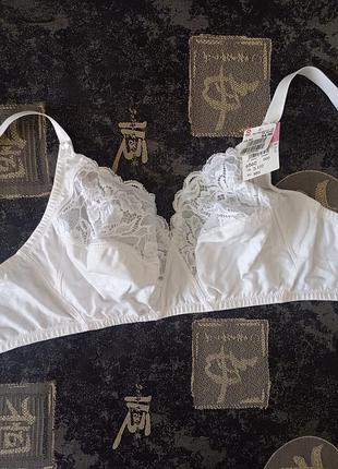 Новый комфортный бюстгальтер без костей playtex р.42/d 95/d