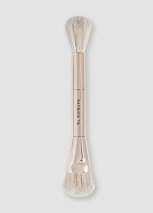 Patrick ta dual-ended precision blush brush двосторонній універсальний пензлик пензель щіточка для макіяжу румʼян пудри кремових сухих текстур