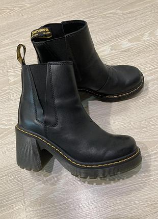 Женские ботинки челси dr. martens spence. 6