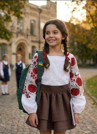 Шикарна святкова  лляна блузка  вишиванка для дівчинки