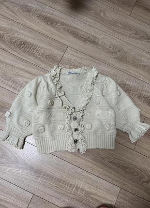Укорочений кардиган zara з блискучими гудзиками
