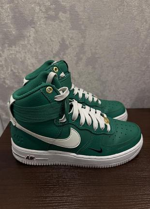 Фірмові хайтопи/кросівки. нові. nike. розмір 36