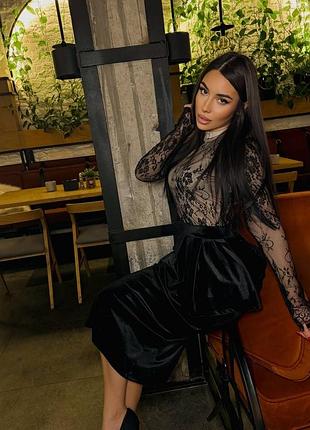 Сукня святкова з баскою