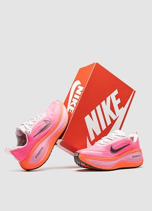Nike w vomero plus hyper pink
