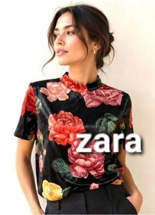 Новая велюровая футболка водолазка zara розы