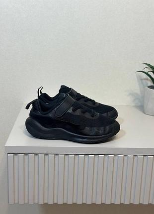 Кросівки nike. стан чудовий  •розмір 28(18 см)