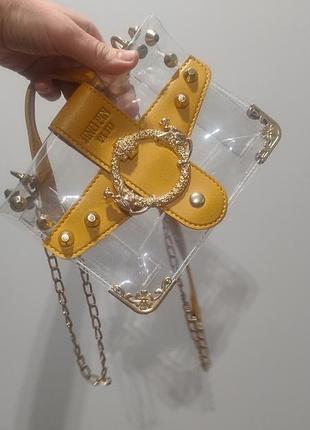 Прозрачная сумка кроссбоди в стиле pinko love bag (горчичный акцент)