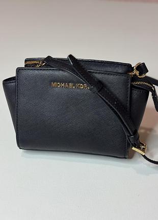 Michael kors оригинальная культовая и узнаваемая модель дорогого бренда сумочка