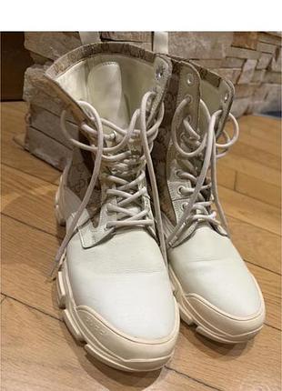 Черевики cucci