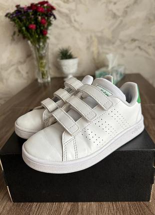 Кеди білі adidas на хлопчика розмір 30